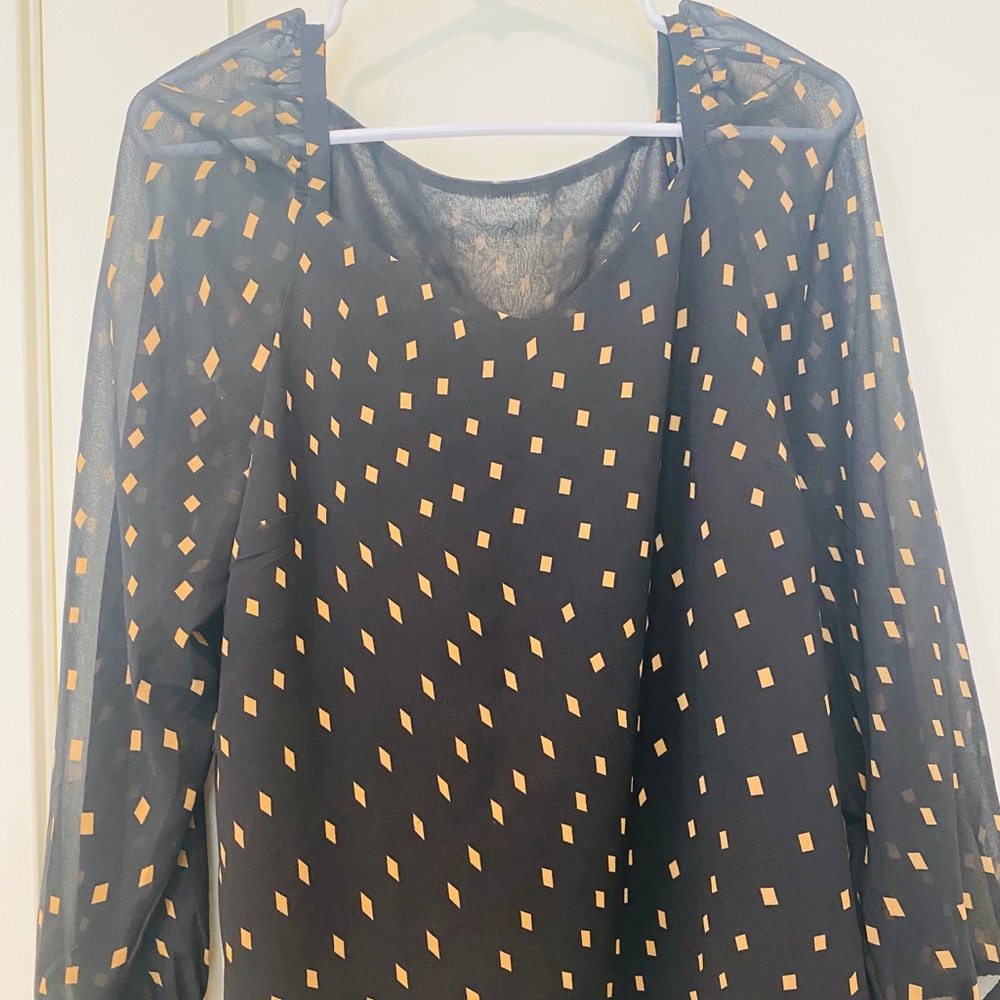 Long-sleeve blouse